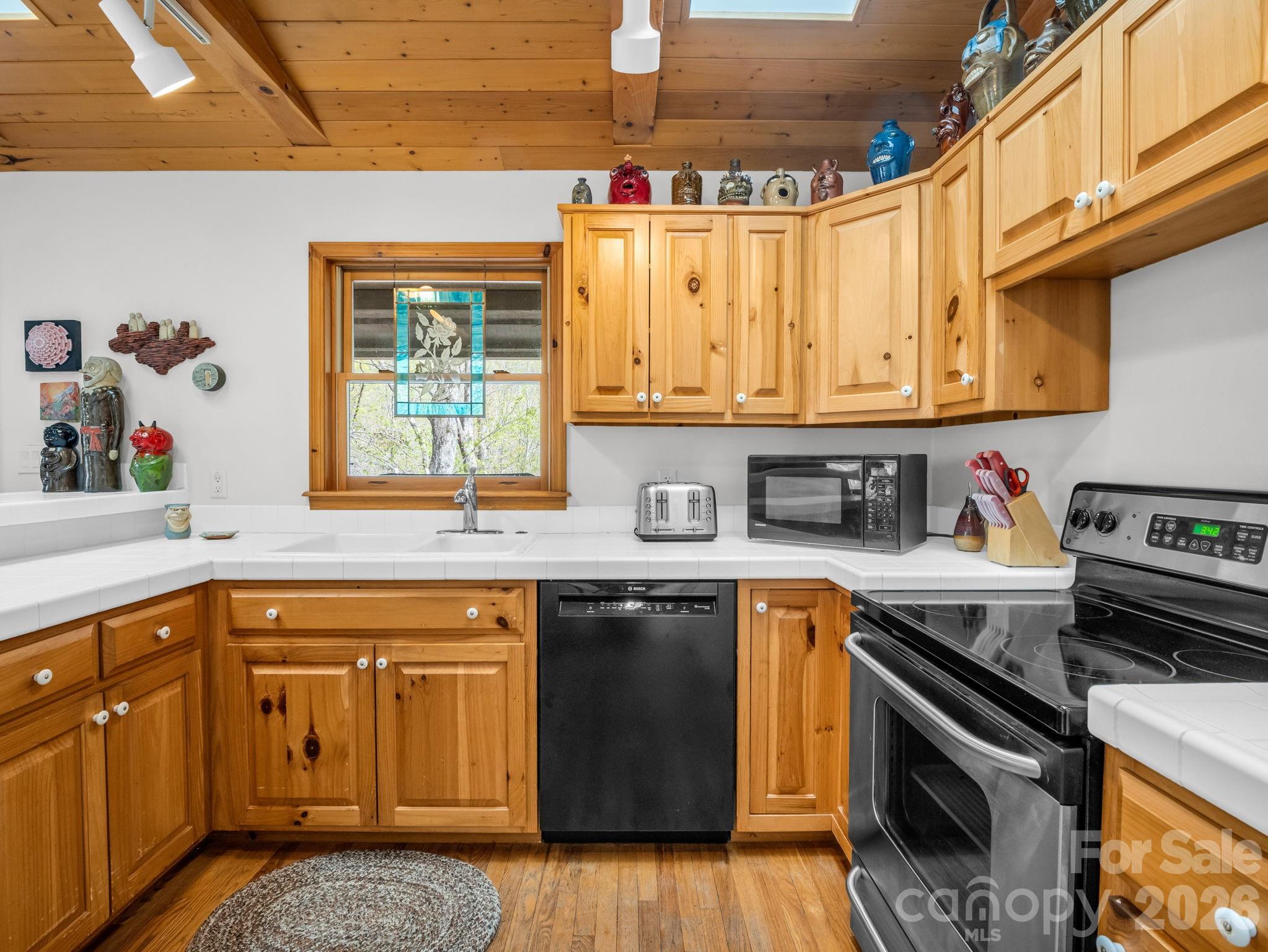 780 Rixhaven Drive Saluda, NC 28773 - Photo 14 of 36