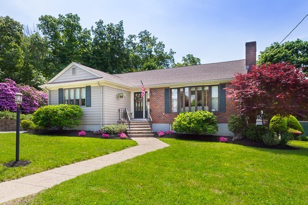16 Evergreen Road Stoneham, MA 02180 - Photo 1 of 27 Gallery Image 1