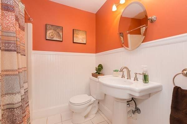 16 Evergreen Road Stoneham, MA 02180 - Photo 17 of 27 Gallery Image 17