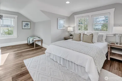 $1,650,000 | 5718 Palatine Avenue North, Seattle, WA 98103