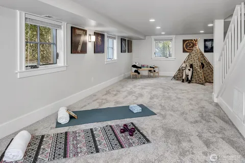 $1,650,000 | 5718 Palatine Avenue North, Seattle, WA 98103