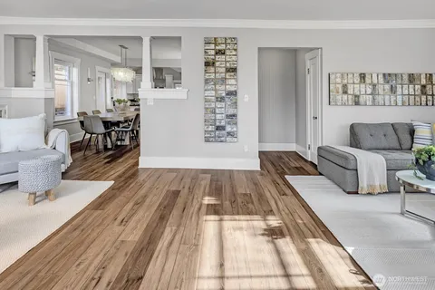 $1,650,000 | 5718 Palatine Avenue North, Seattle, WA 98103