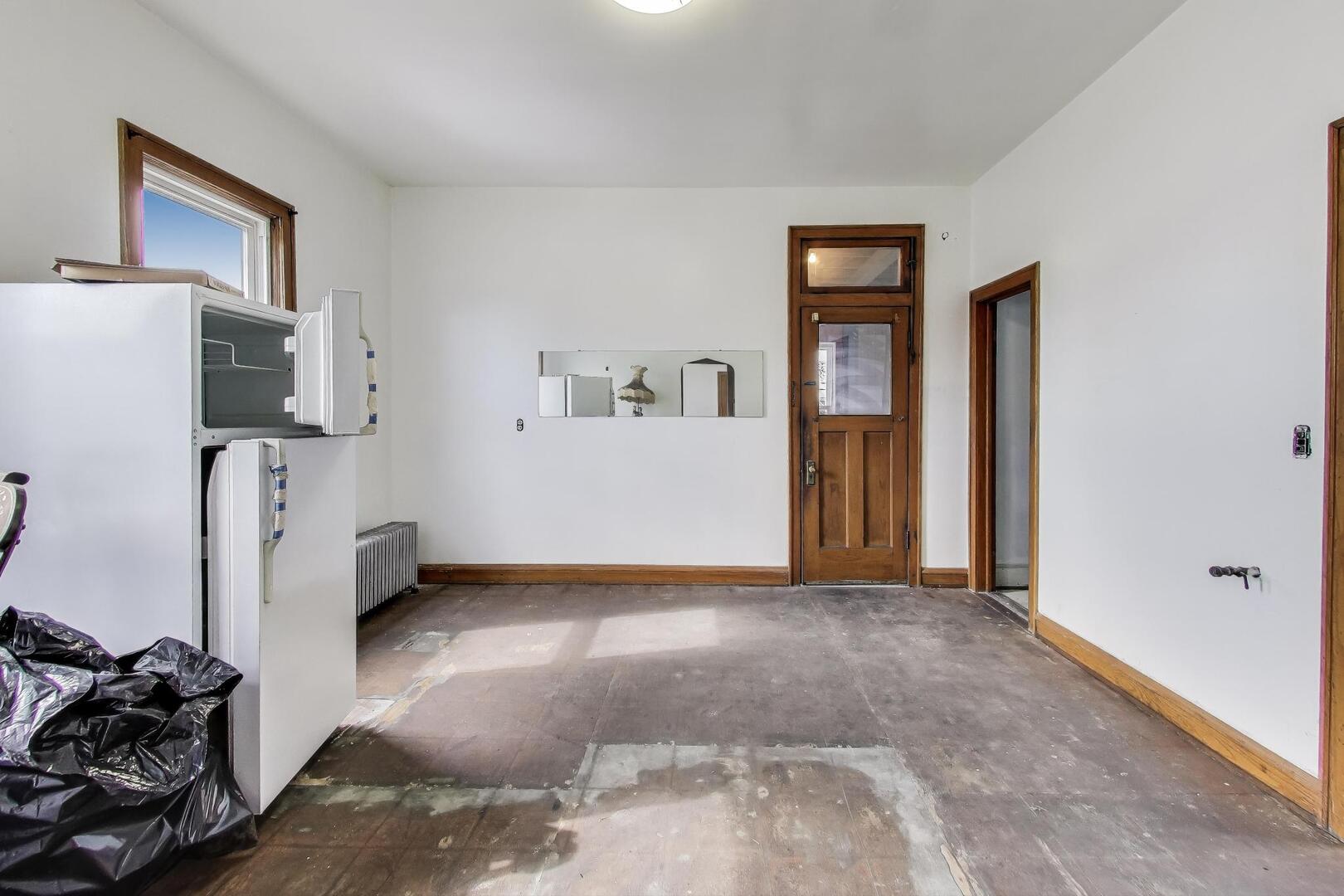 3558 South Honore Street Chicago, IL 60609 - Photo 22 of 37 a view of livingroom with furniture and closet