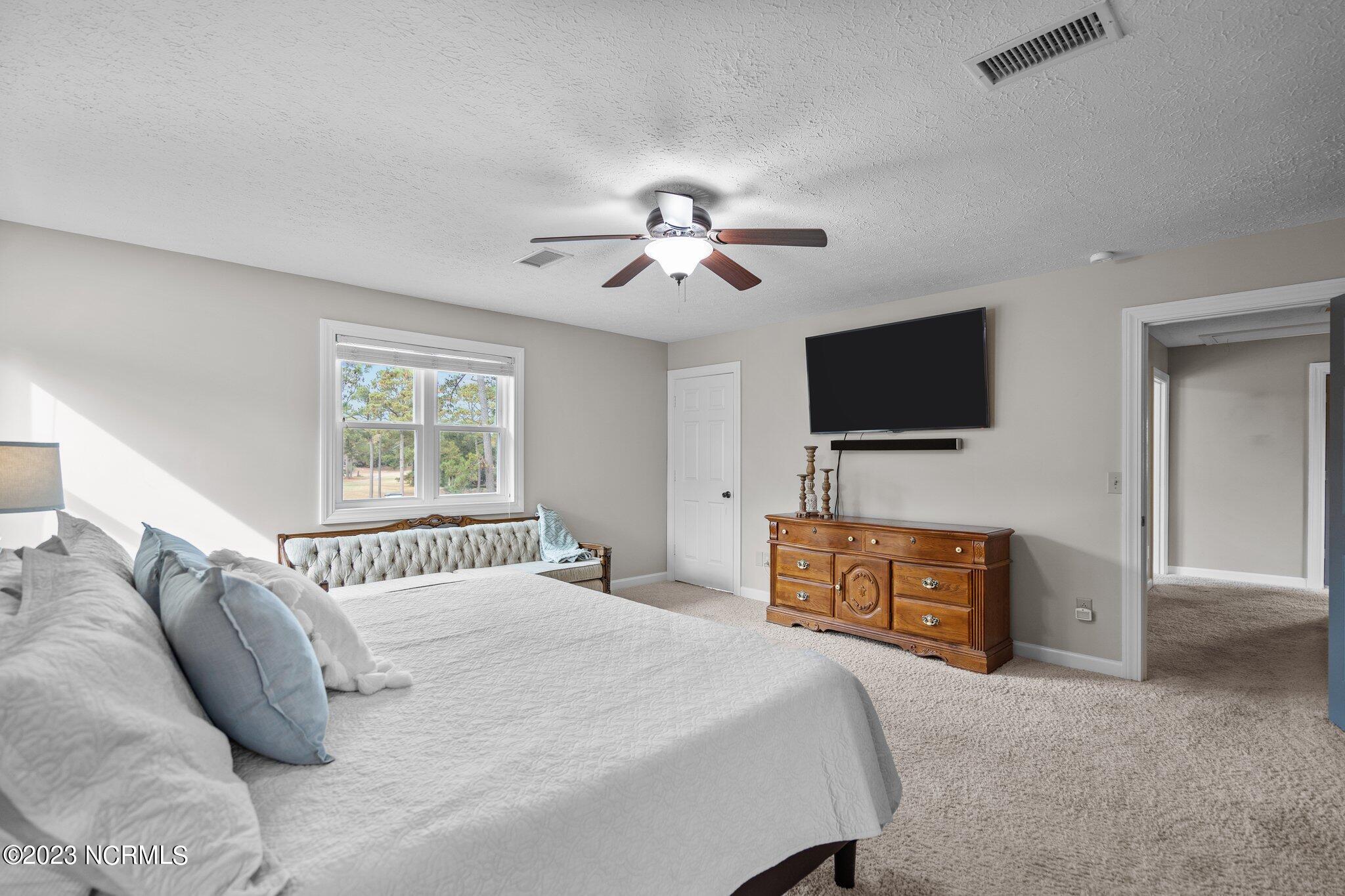 635 Ravenswood Road Hampstead, NC 28443 - Photo 46 of 77 38-web-or-mls-DSC01579