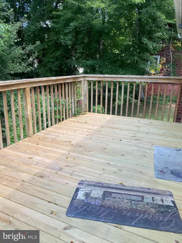a view of a garden with a lake