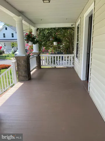 a view of a storage & utility room