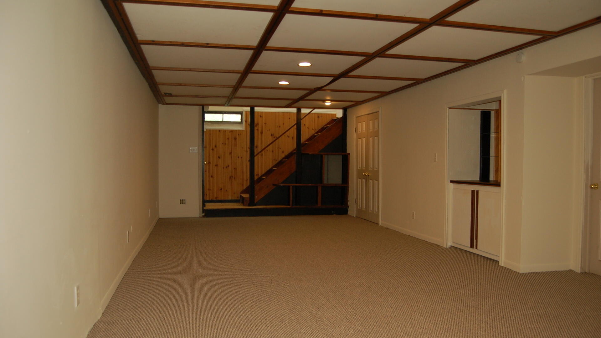 924 North Maple Road Ann Arbor, MI 48103 - Photo 25 of 34 Basement
