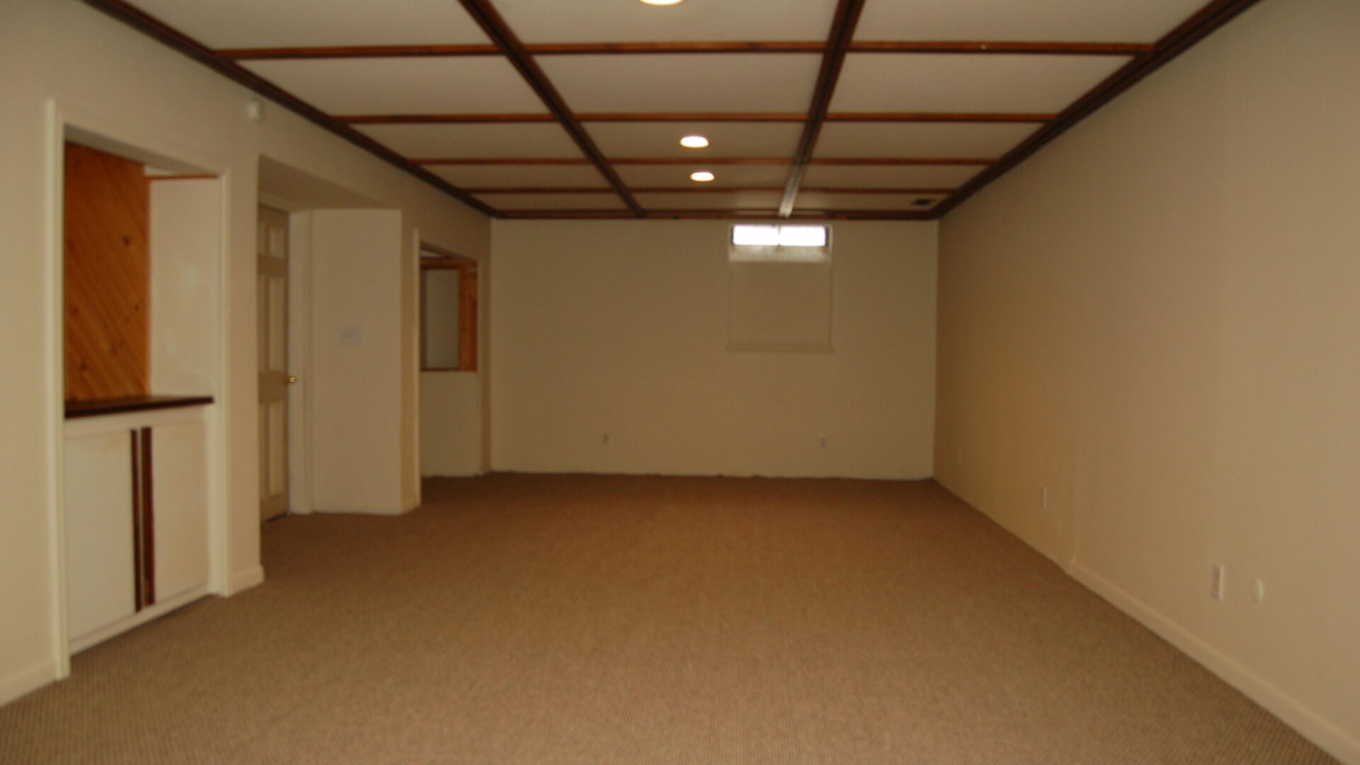 924 North Maple Road Ann Arbor, MI 48103 - Photo 27 of 34 Basement
