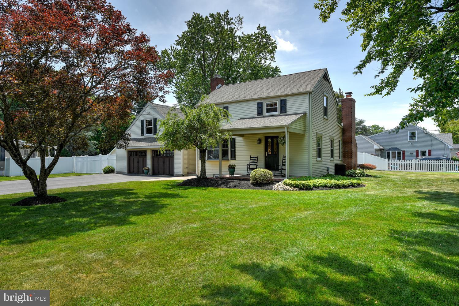 113 Prospect Avenue Hamilton, NJ 08620 - Photo 3 of 67 Front Corner