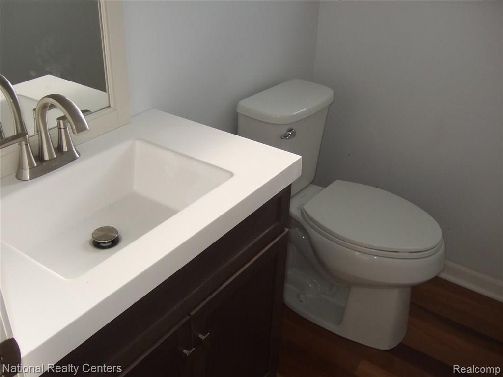 16223 Riverside Street Livonia, MI 48154 - Photo 23 of 62
