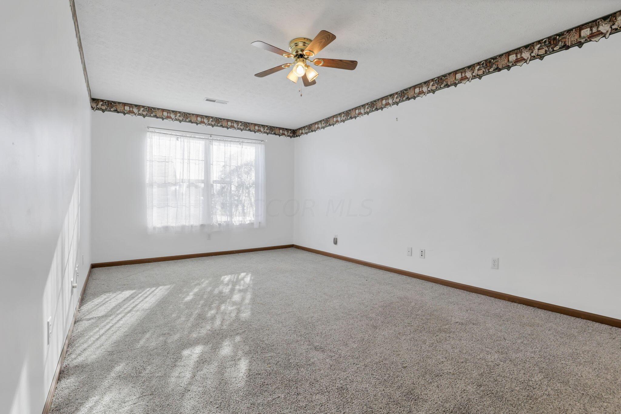 265 Goose Pond Road, Unit B Newark, OH 43055 - Photo 25 of 37 Primary bedroom