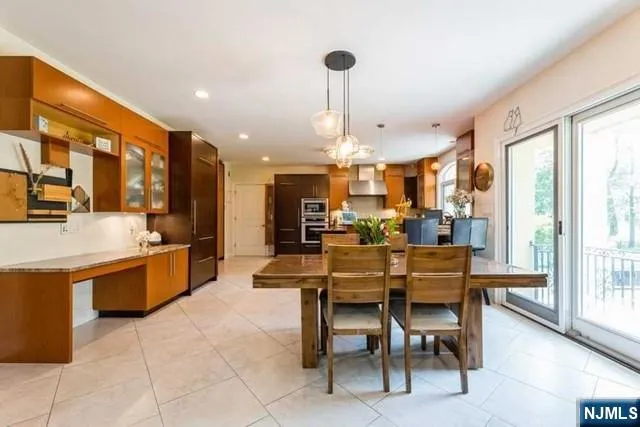 $1,900,000 | 214 Durie Avenue, Closter, NJ 07624