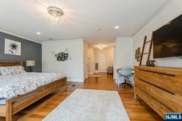 $1,900,000 | 214 Durie Avenue, Closter, NJ 07624