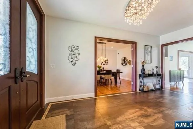 $1,900,000 | 214 Durie Avenue, Closter, NJ 07624