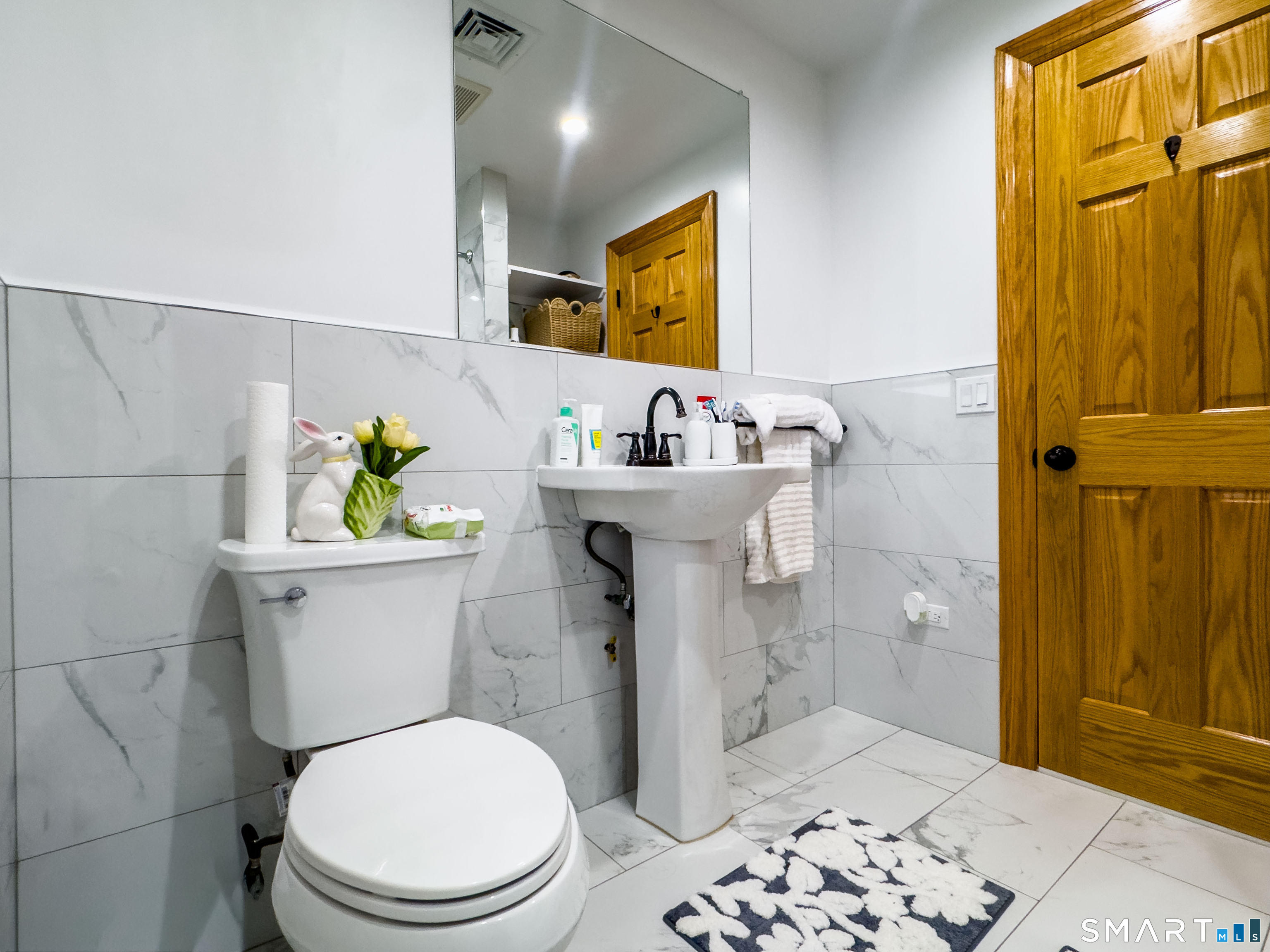 90 Seymour Street Waterbury, CT 06708 - Photo 11 of 28