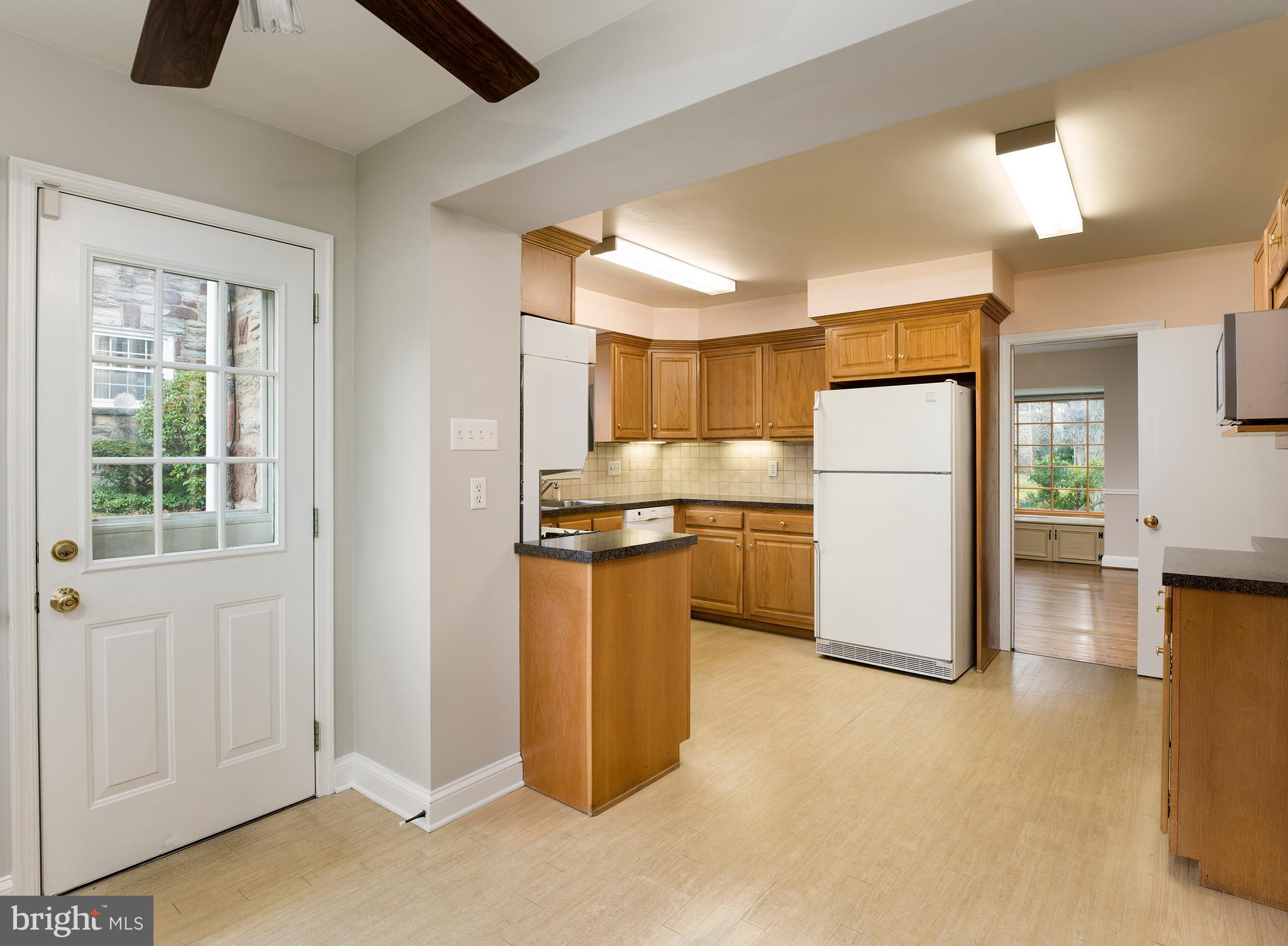 627 Greythorne Road Wynnewood, PA 19096 - Photo 5 of 16 Kitchen & Breakfast Room