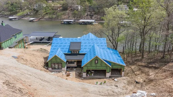 $2,000,000 | 440 Pershing Drive, Camdenton, MO 65020