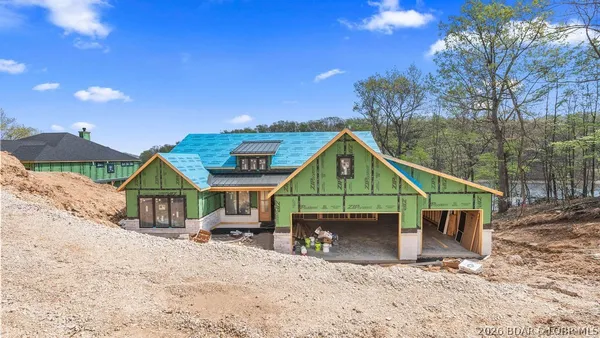 $2,000,000 | 440 Pershing Drive, Camdenton, MO 65020