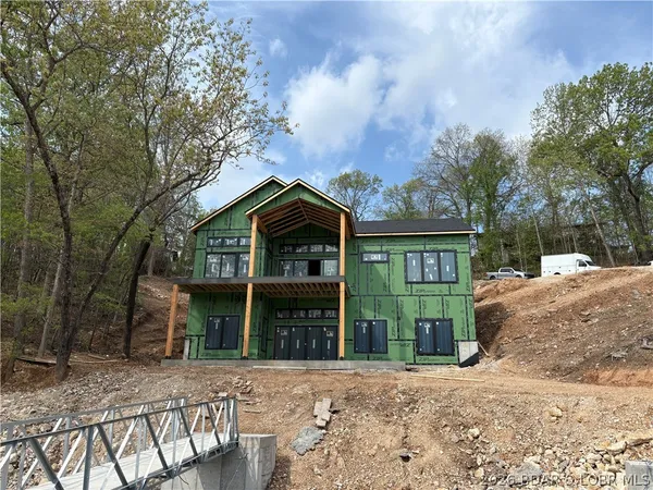 $2,000,000 | 440 Pershing Drive, Camdenton, MO 65020