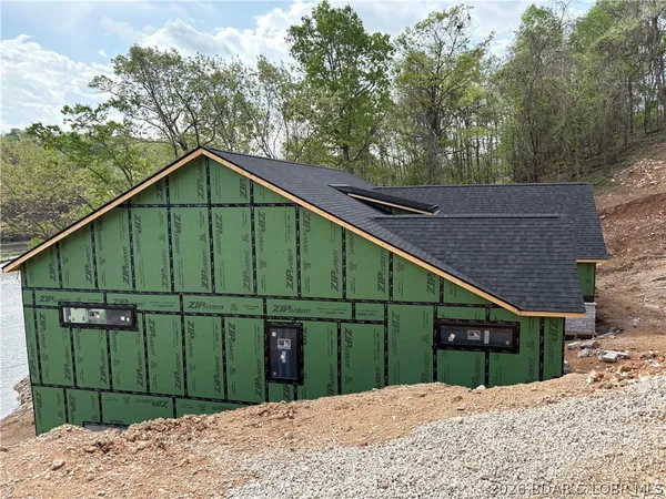 $2,000,000 | 440 Pershing Drive, Camdenton, MO 65020