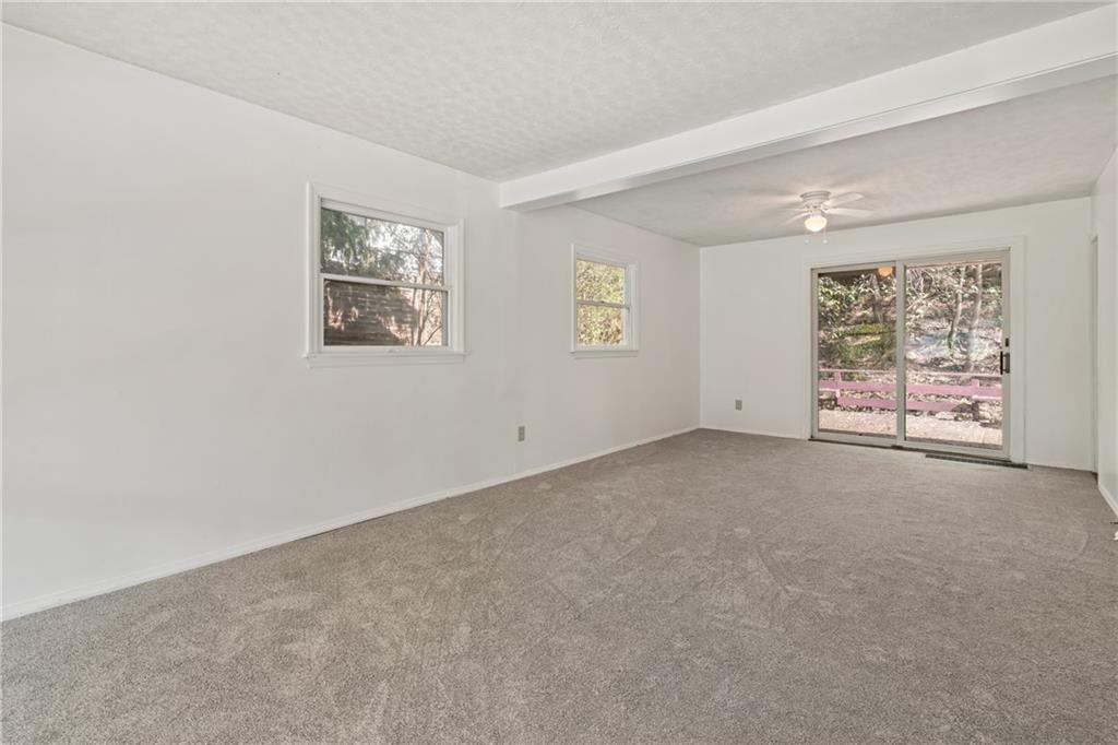 717 Jefferson Road Pittsburgh, PA 15235 - Photo 6 of 11 Gallery Image 6