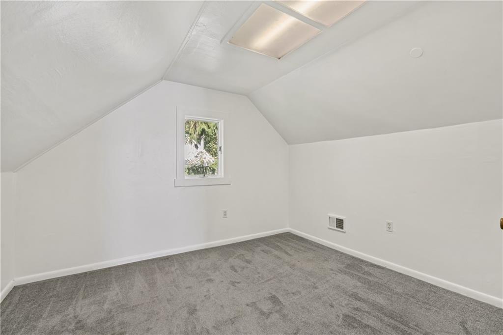 717 Jefferson Road Pittsburgh, PA 15235 - Photo 10 of 11 Gallery Image 10