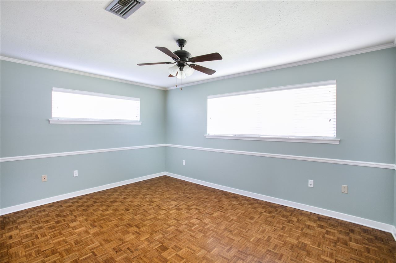 1039 Briarfield Road Jackson, MS 39211 - Photo 18 of 37 Photo 19
