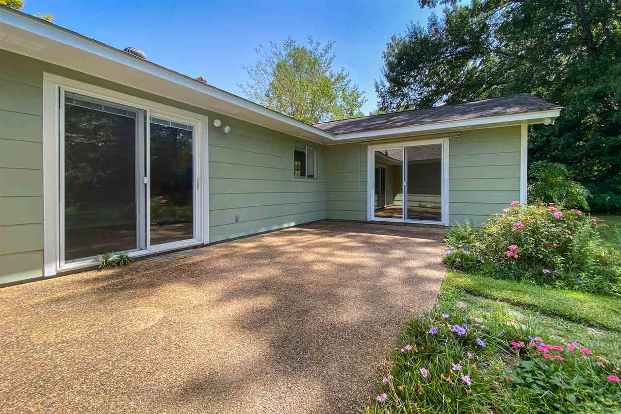 1039 Briarfield Road Jackson, MS 39211 - Photo 30 of 37 Photo 31