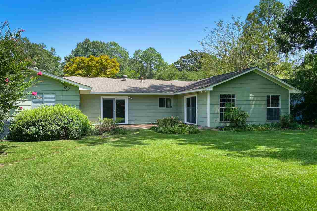 1039 Briarfield Road Jackson, MS 39211 - Photo 35 of 37 Photo 40