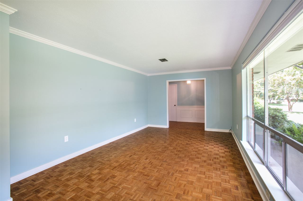 1039 Briarfield Road Jackson, MS 39211 - Photo 5 of 37 Photo 5