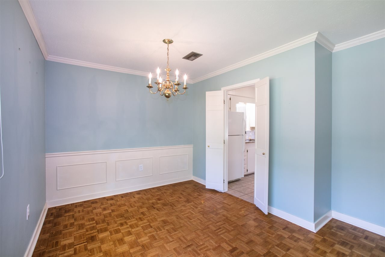 1039 Briarfield Road Jackson, MS 39211 - Photo 8 of 37 Photo 8