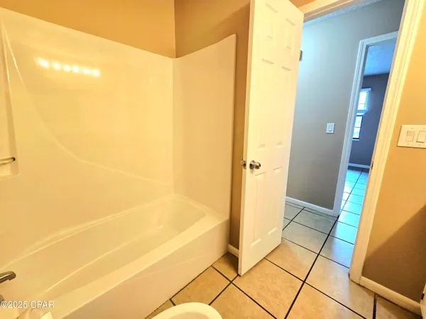 $2,100 | 5224 Park Street, Panama City, FL 32404