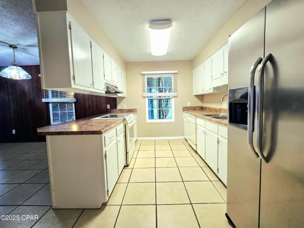 $2,000 | 5224 Park Street, Panama City, FL 32404