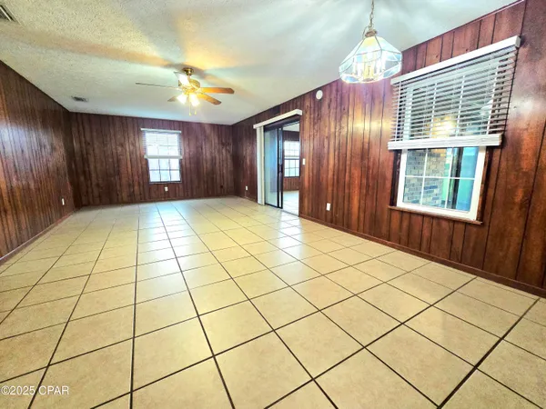 $2,100 | 5224 Park Street, Panama City, FL 32404