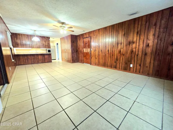 $2,100 | 5224 Park Street, Panama City, FL 32404