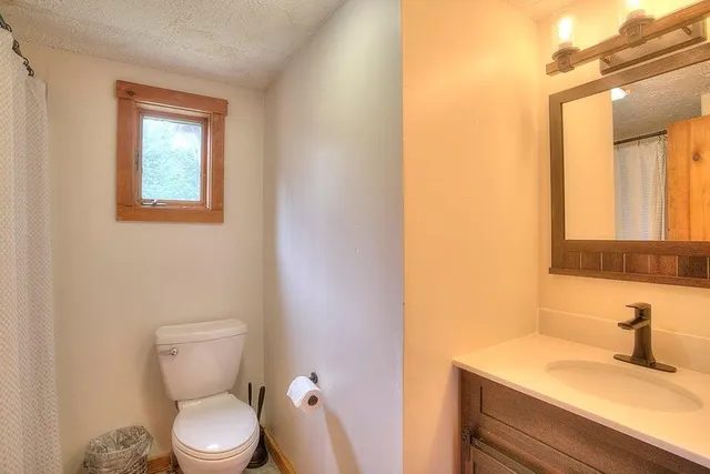 $579,000 | 231 Kendall's Farm Trail, Dallas Plt, ME 04970