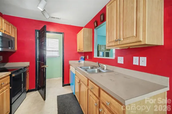 $250,000 | 2628 Marmac Road, Charlotte, NC 28208