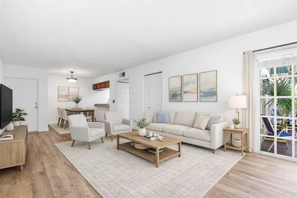 $2,100 | 1799 North Highland Avenue, Unit 5, Clearwater, FL 33755