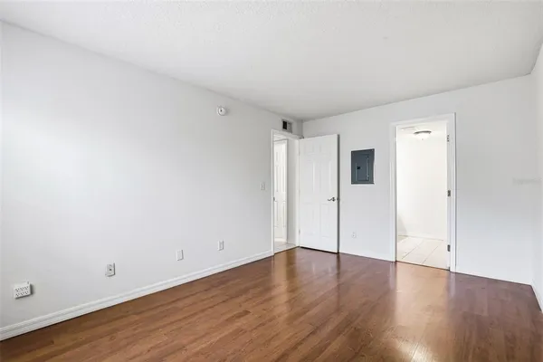 $2,100 | 1799 North Highland Avenue, Unit 5, Clearwater, FL 33755