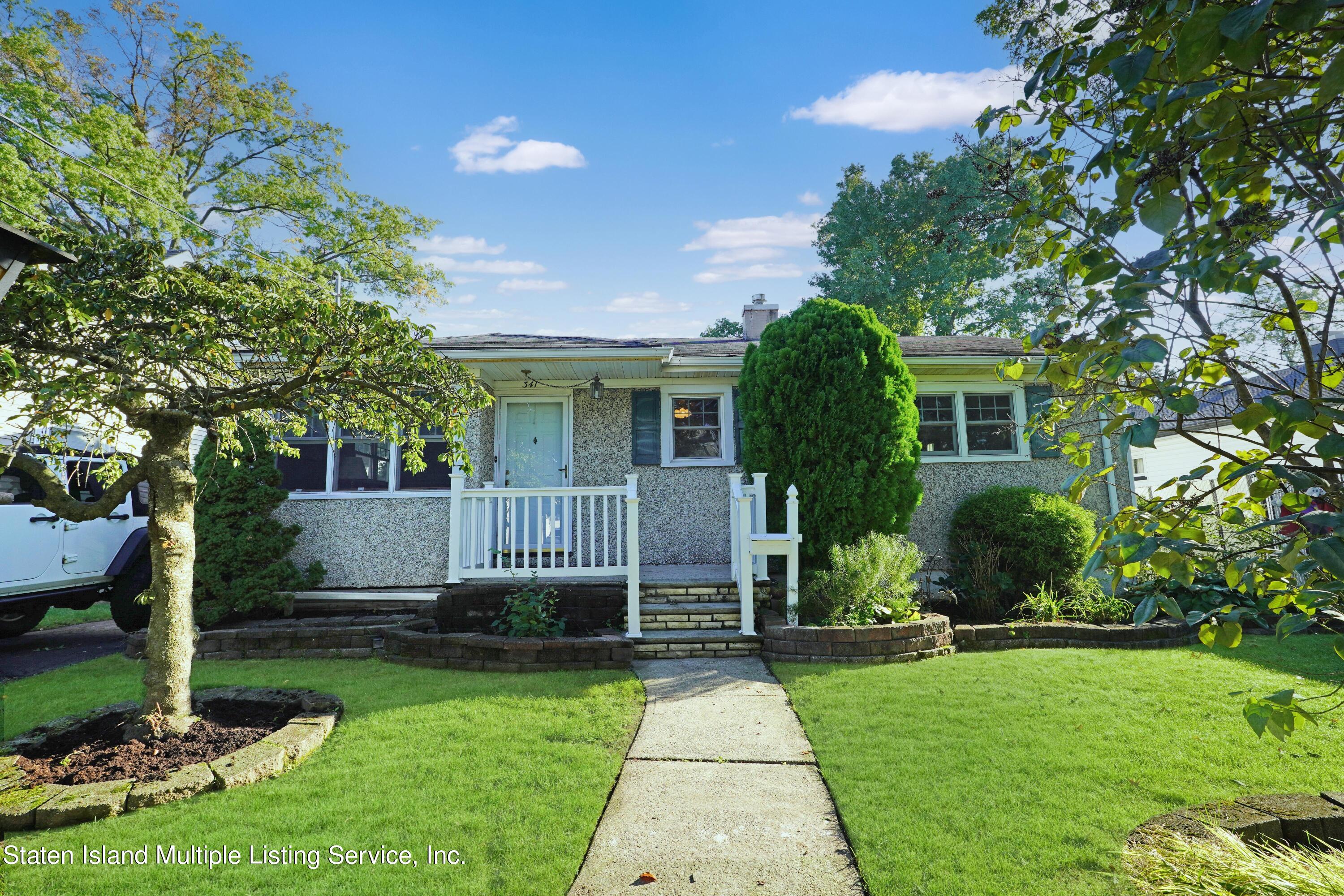 341 Beach Road Staten Island, NY 10312 - Photo 1 of 28 Front House