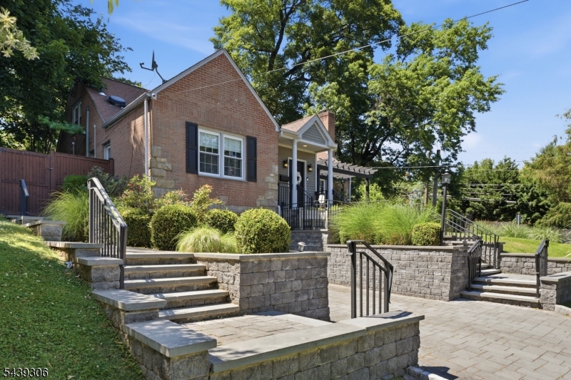 1 Carter Road West Orange, NJ 07052 - Photo 3 of 36
