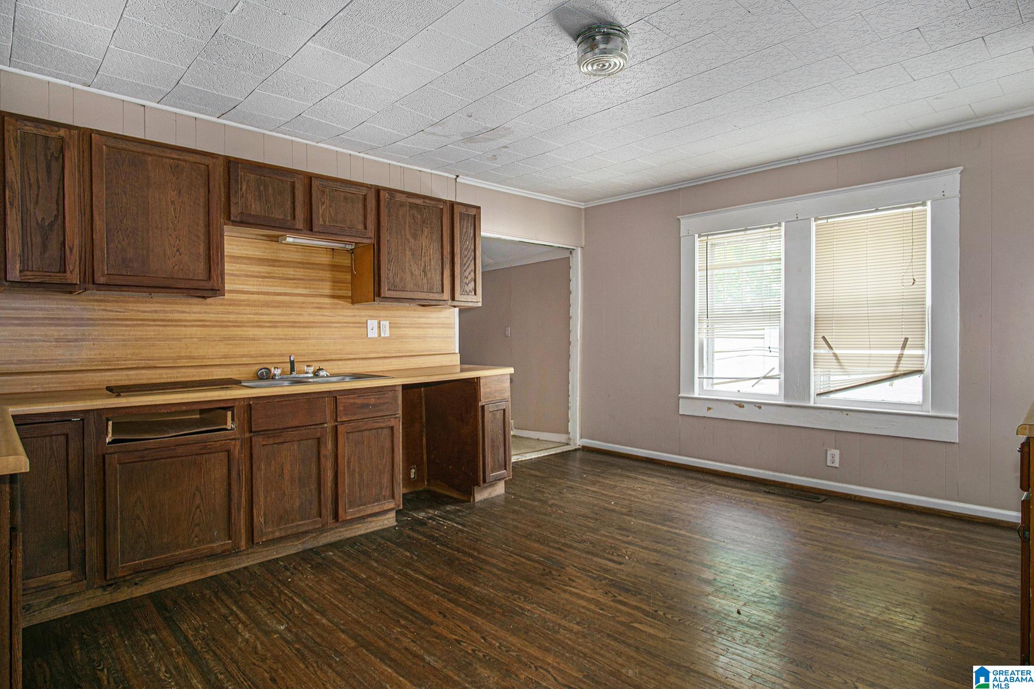 1252 Forrest Street Birmingham, AL 35217 - Photo 6 of 21