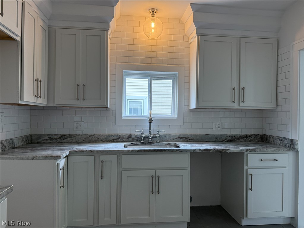 3278 East Overlook Road Cleveland Heights, OH 44118 - Photo 14 of 45