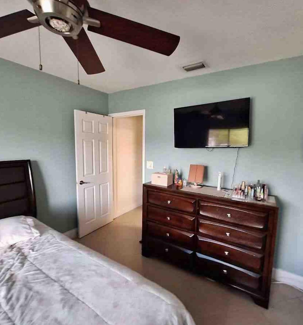 11021 Southwest 38th Lane, Unit 2 Miami, FL 33165 - Photo 11 of 15 Photo 11