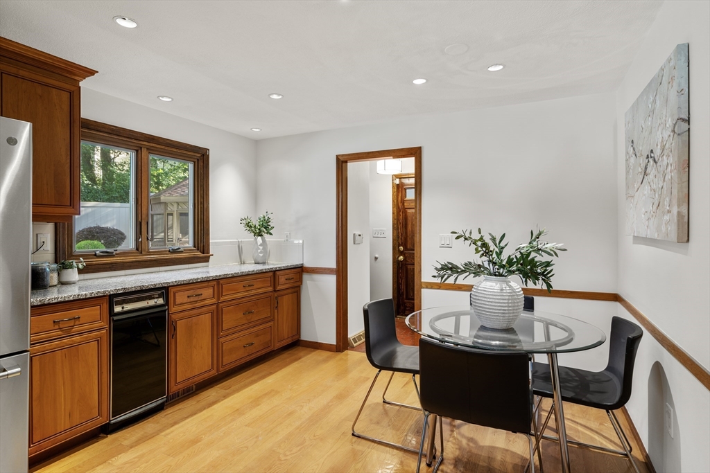 22 Elm Street Canton, MA 02021 - Photo 6 of 36