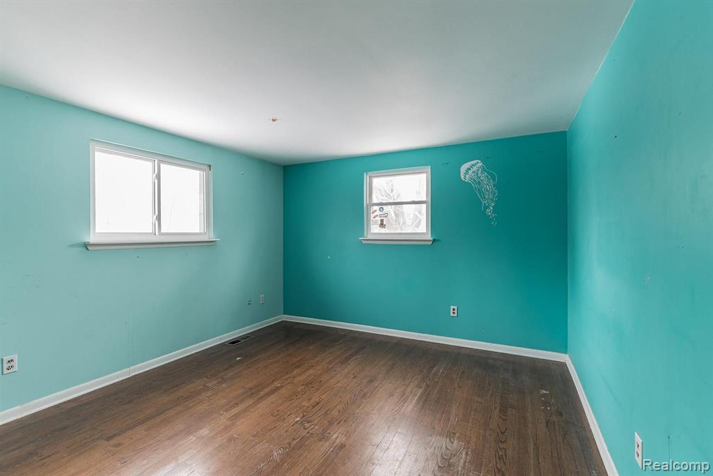 36309 Paddleford Road Farmington Hills, MI 48331 - Photo 25 of 32