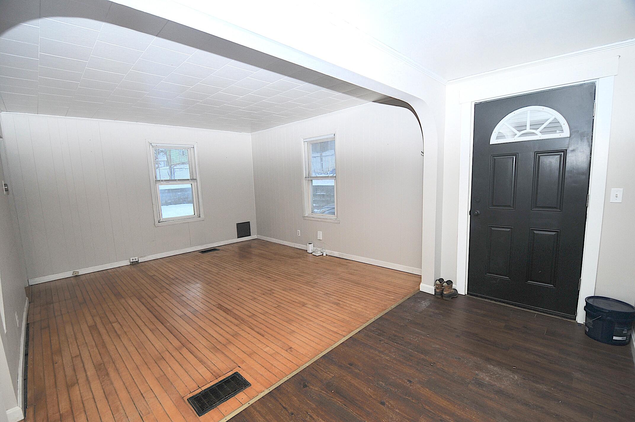 34 Jessie Street Bangor, ME 04401 - Photo 6 of 48 LR 6