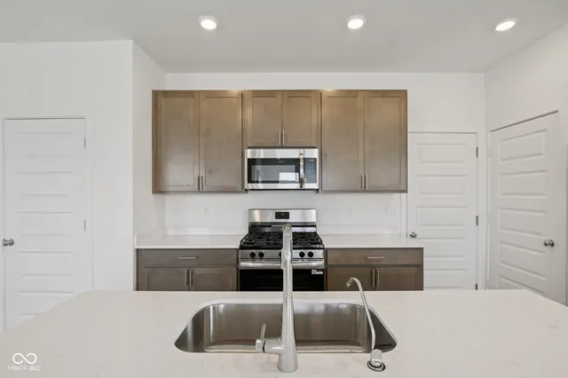 $3,150 | 16924 Sandhurst Place, Westfield, IN 46074