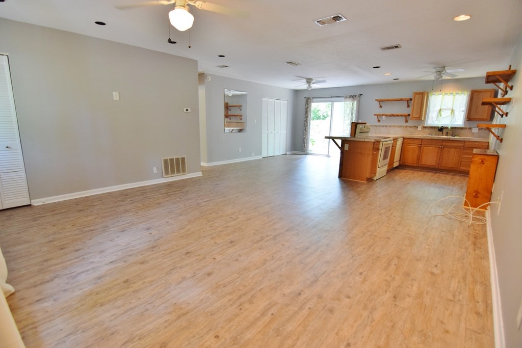 1831 Mayfair Road Tallahassee, FL 32303 - Photo 33 of 36 Gallery Image 33