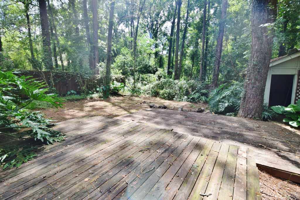 1831 Mayfair Road Tallahassee, FL 32303 - Photo 8 of 36 Gallery Image 8